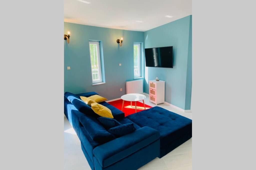 Uroczy Z Basenem I Kortem Tenisowym Apartment Pobierowo