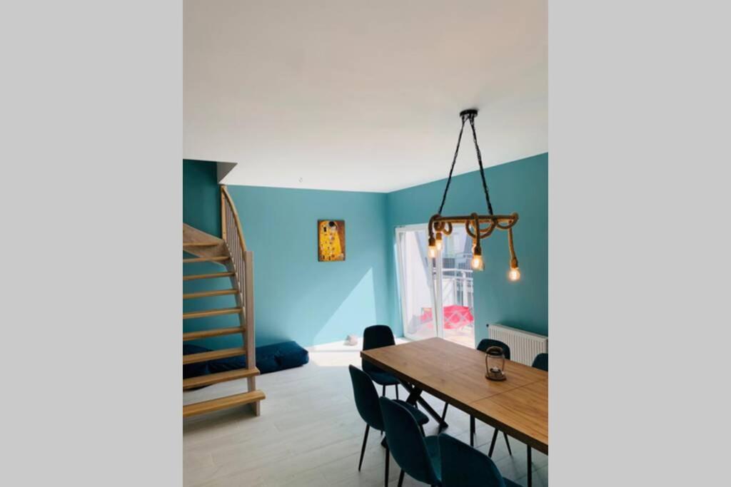 Apartment Uroczy Z Basenem I Kortem Tenisowym Pobierowo