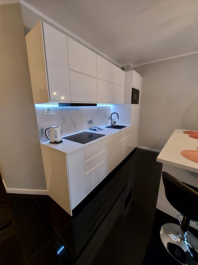 Apartament Happy 11 - 3 Sypialnie, Baseny I Kort Tenisowy Dla Maksymalnie 8 Osob * Pobierowo