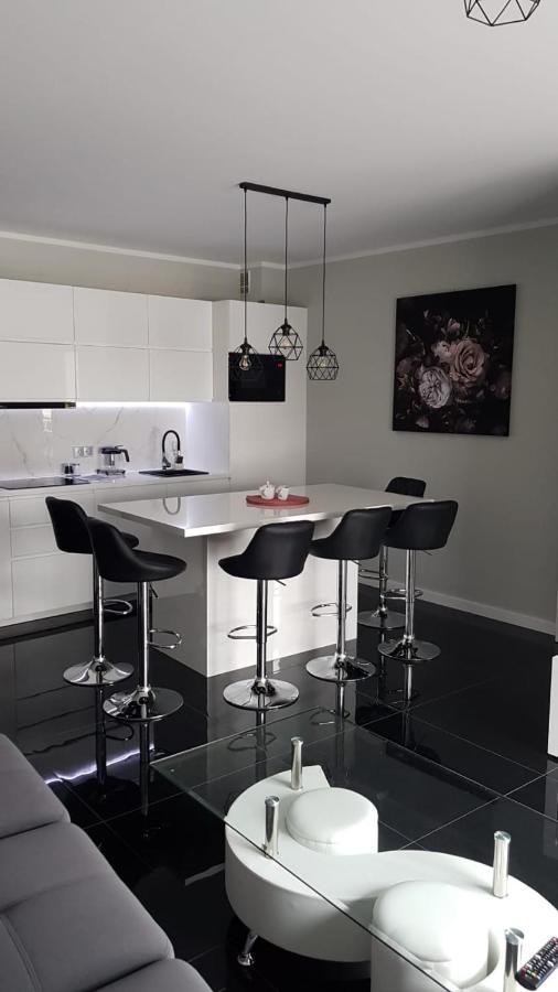 Apartament Happy 11 - 3 Sypialnie, Baseny I Kort Tenisowy Dla Maksymalnie 8 Osob * Pobierowo
